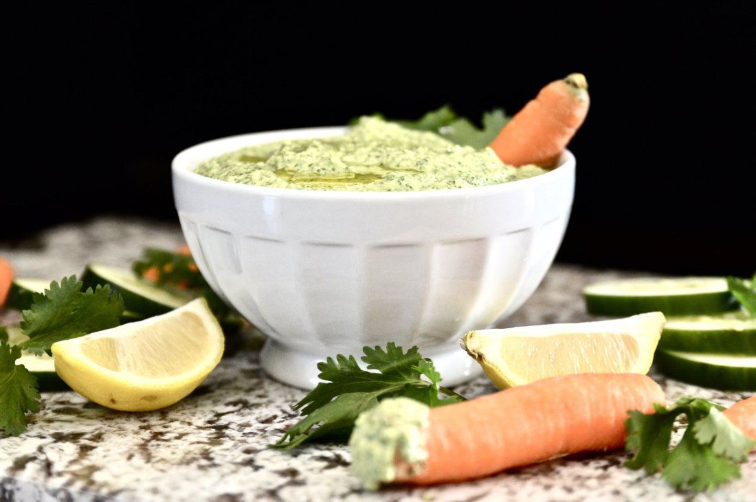  Whole30 Citrus, Cucumber and Cilantro Dip is going to become your new favourite Whole30 dip recipe. This Whole30 Citrus, Cucumber and Cilantro Dip is so easy to make and tastes amazing. Use this Whole30 Citrus, Cucumber and Cilantro Dip as a dip for raw vegetables, or to top your favourite meat or fish dish.  