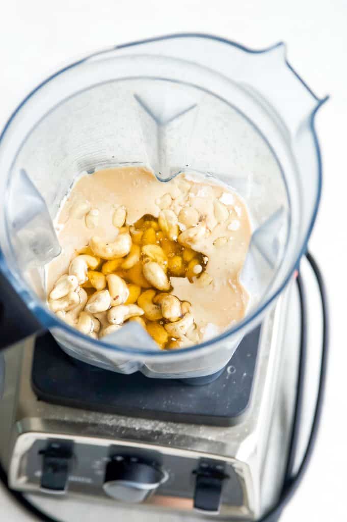 Coconut milk, honey, cashews and vanilla in a vitamix blender