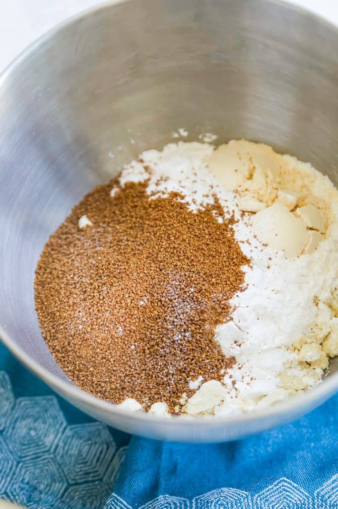 A bowl full of almond flour, coconut flour and coconut sugar.