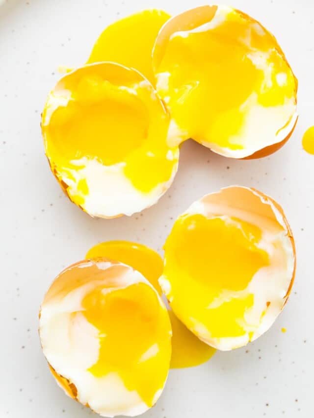 How to Make Soft Boiled Eggs in a Microwave (so easy!) Pure and Simple Nourishment