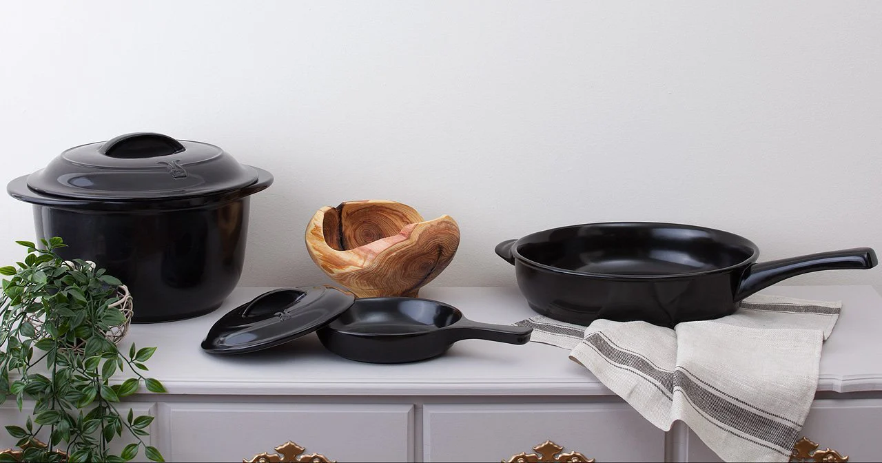 The Best Non-Toxic Cookware Brands (Guide for 2024) - Pure and